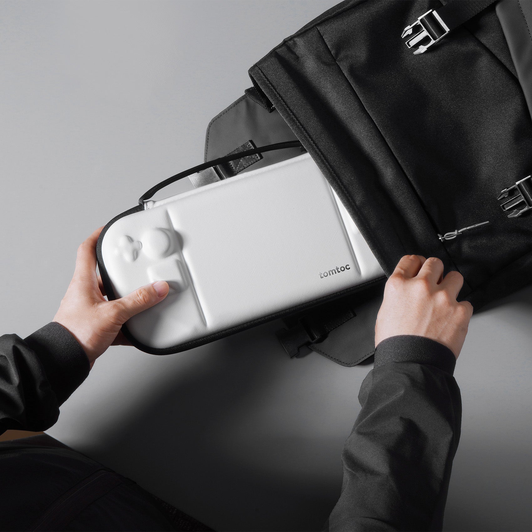 tomtoc Steam Deck Carrying Case / Protective Case / Hard Portable Travel Carrying Bag - White