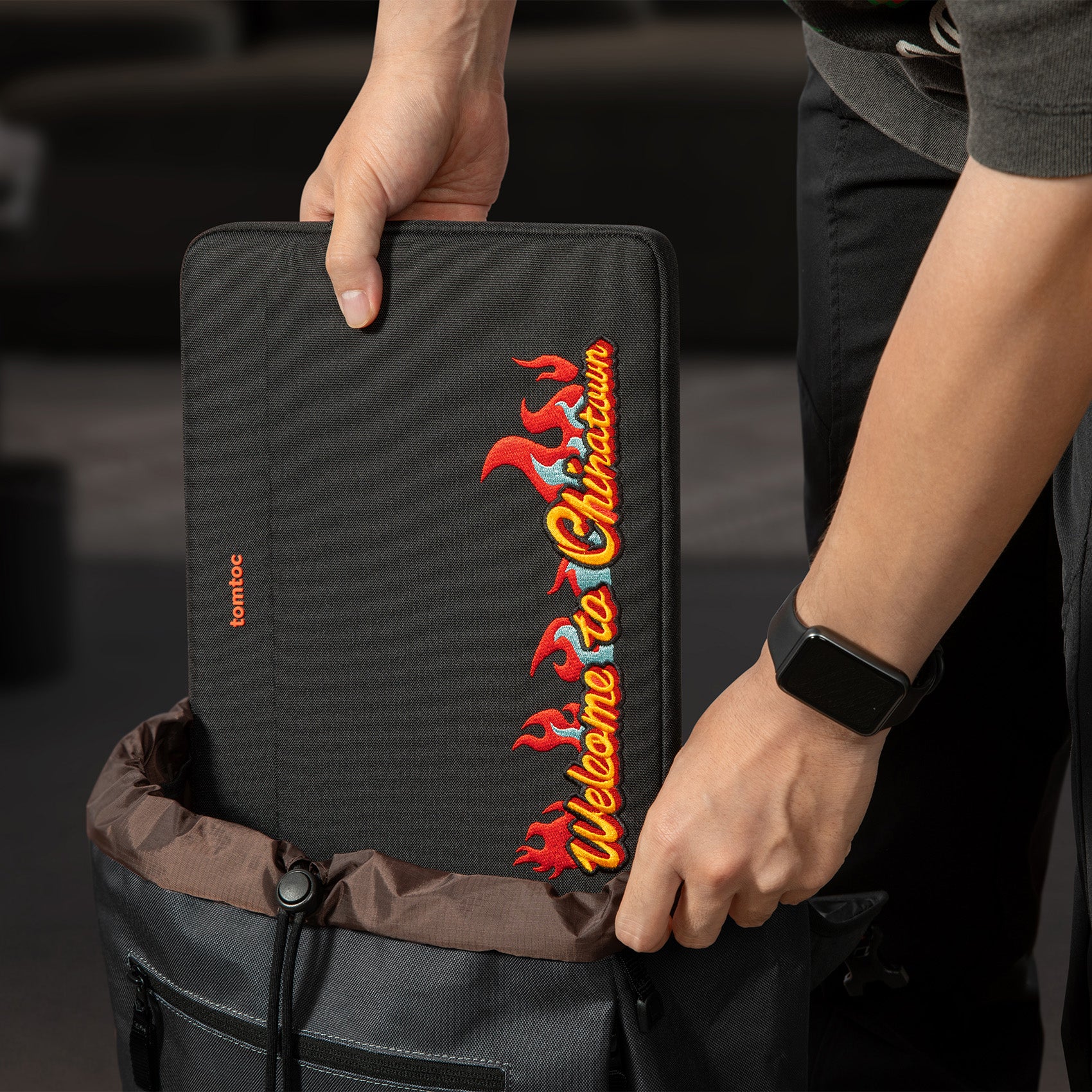 tomtoc OCHM 14 Inch Versatile 360 Protective Laptop Sleeve / MacBook Sleeve - Black