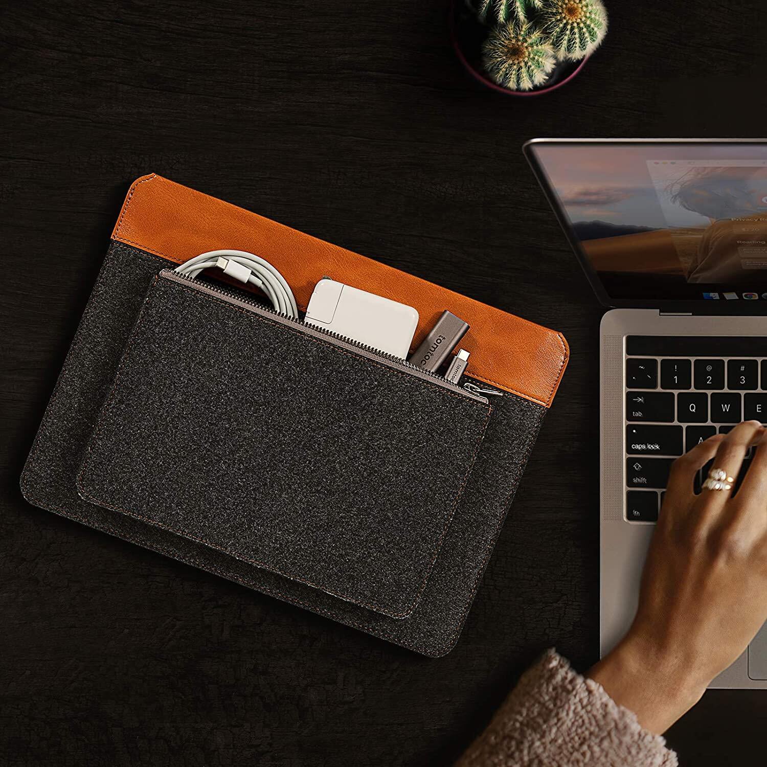 tomtoc 13 Inch Felt & PU Leather Laptop Sleeve - Gray