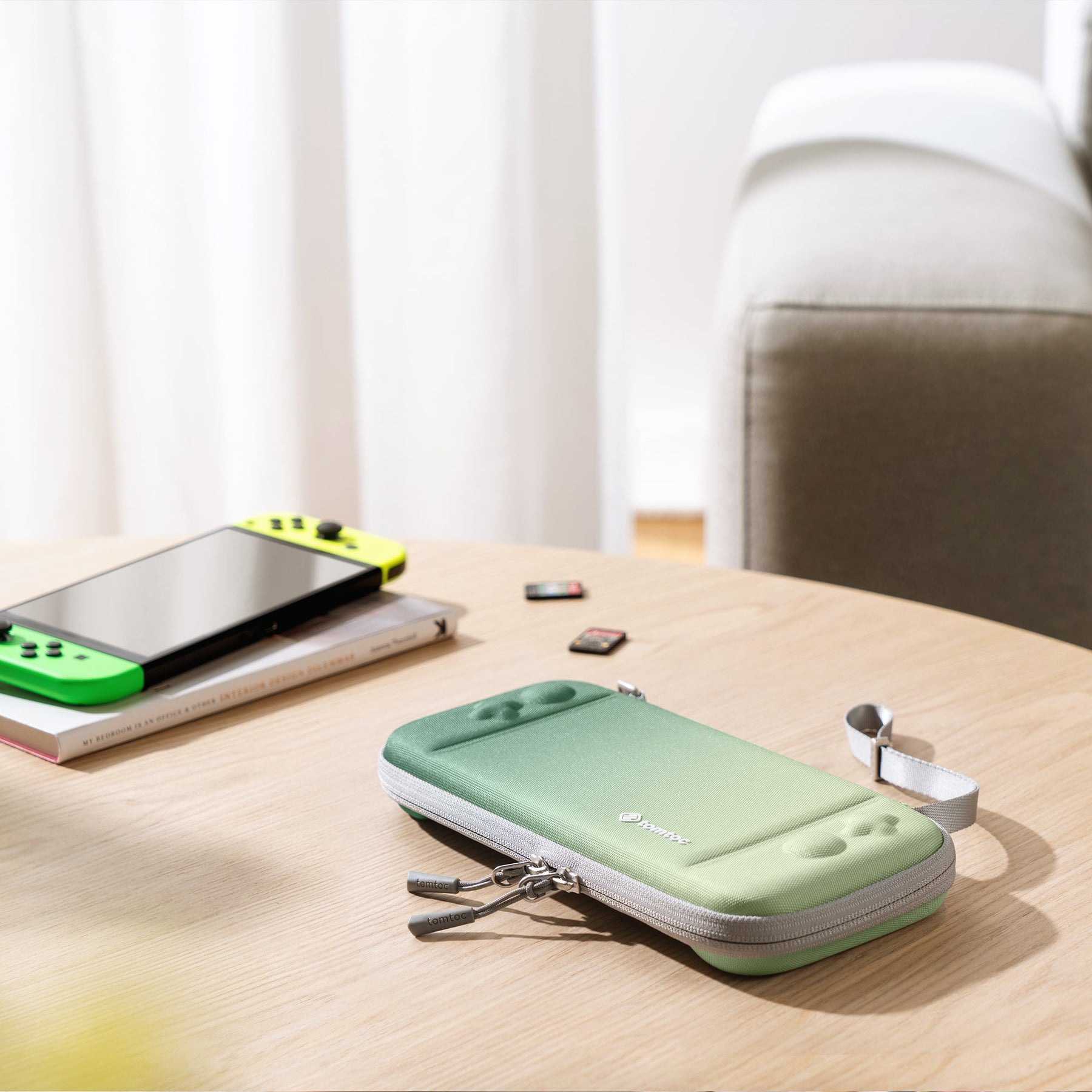tomtoc Slim Protective Carrying Case with 10 Game Cartridges - Nintendo Switch & OLED Model - Matcha Green