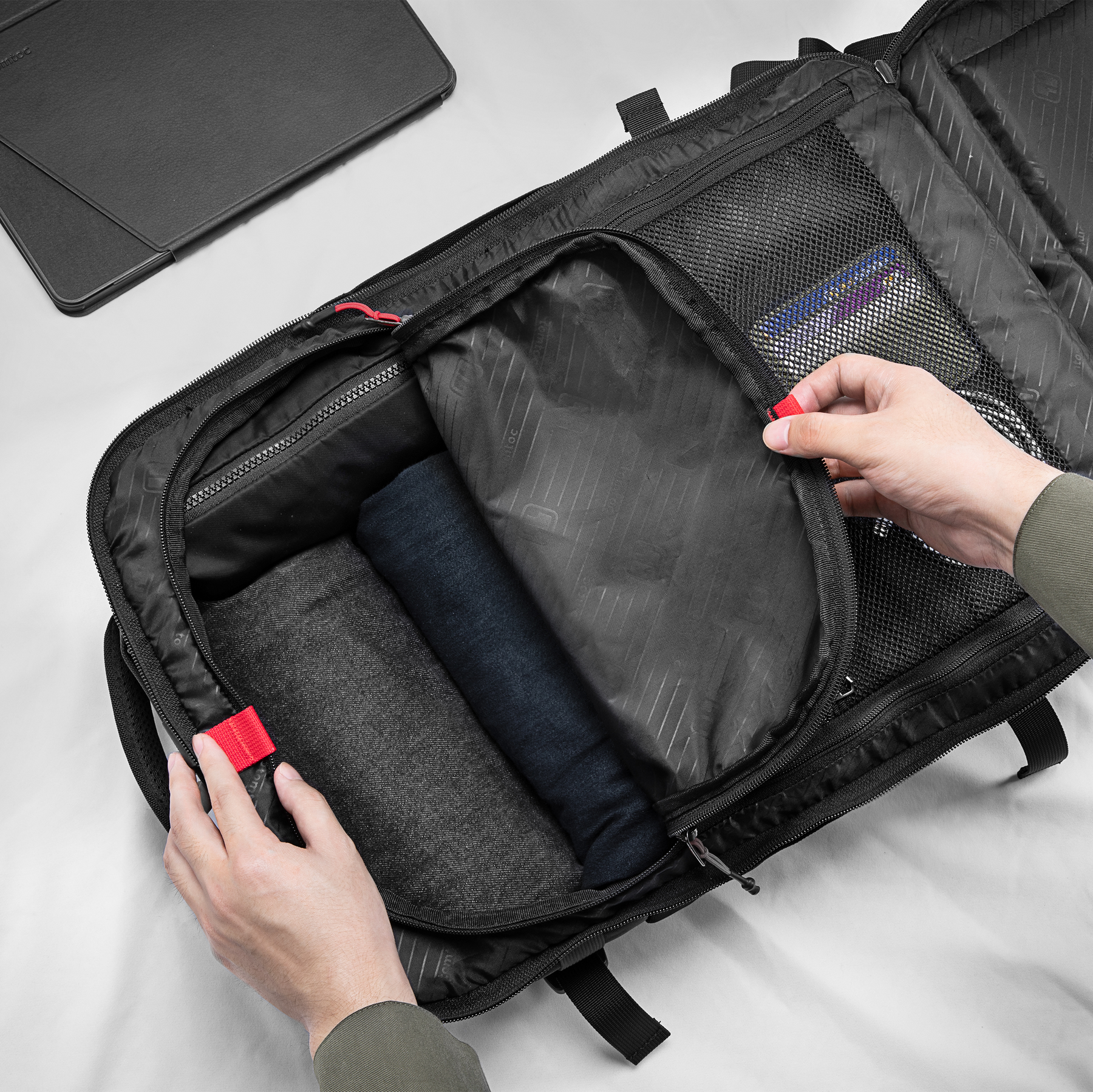 tomtoc 17 Inch Travel Laptop / Backpack Laptop - Black